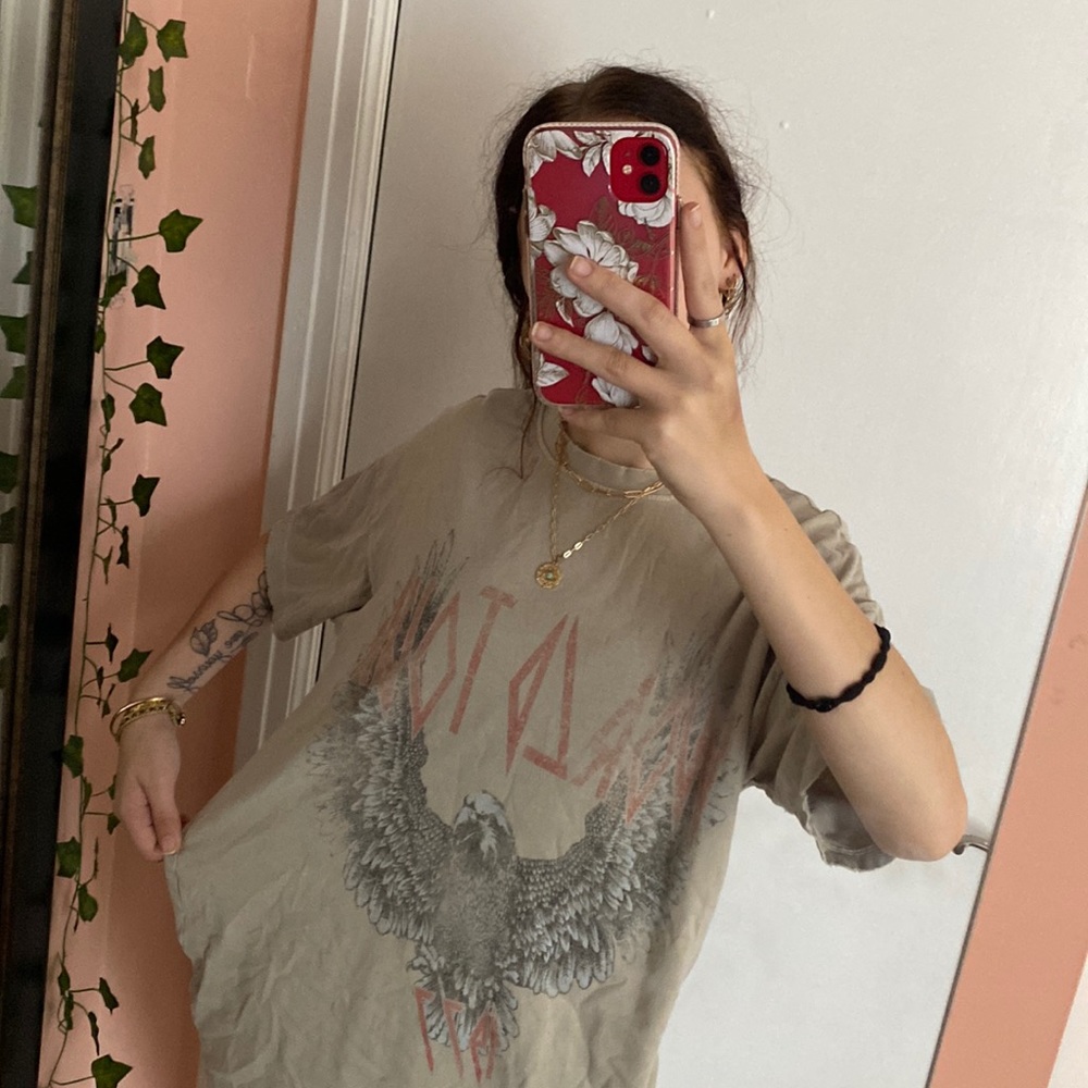 forever 21 world tour t shirt